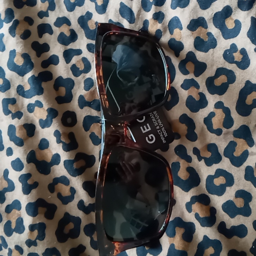 New Glass the women's